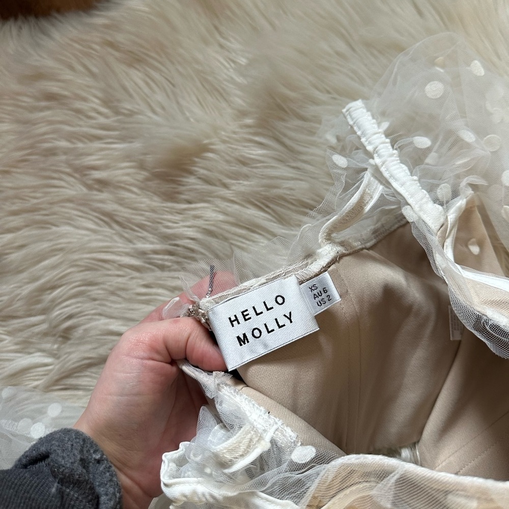 HELLO MOLLY Varinka Top In White Dot - Picture 10 of 11